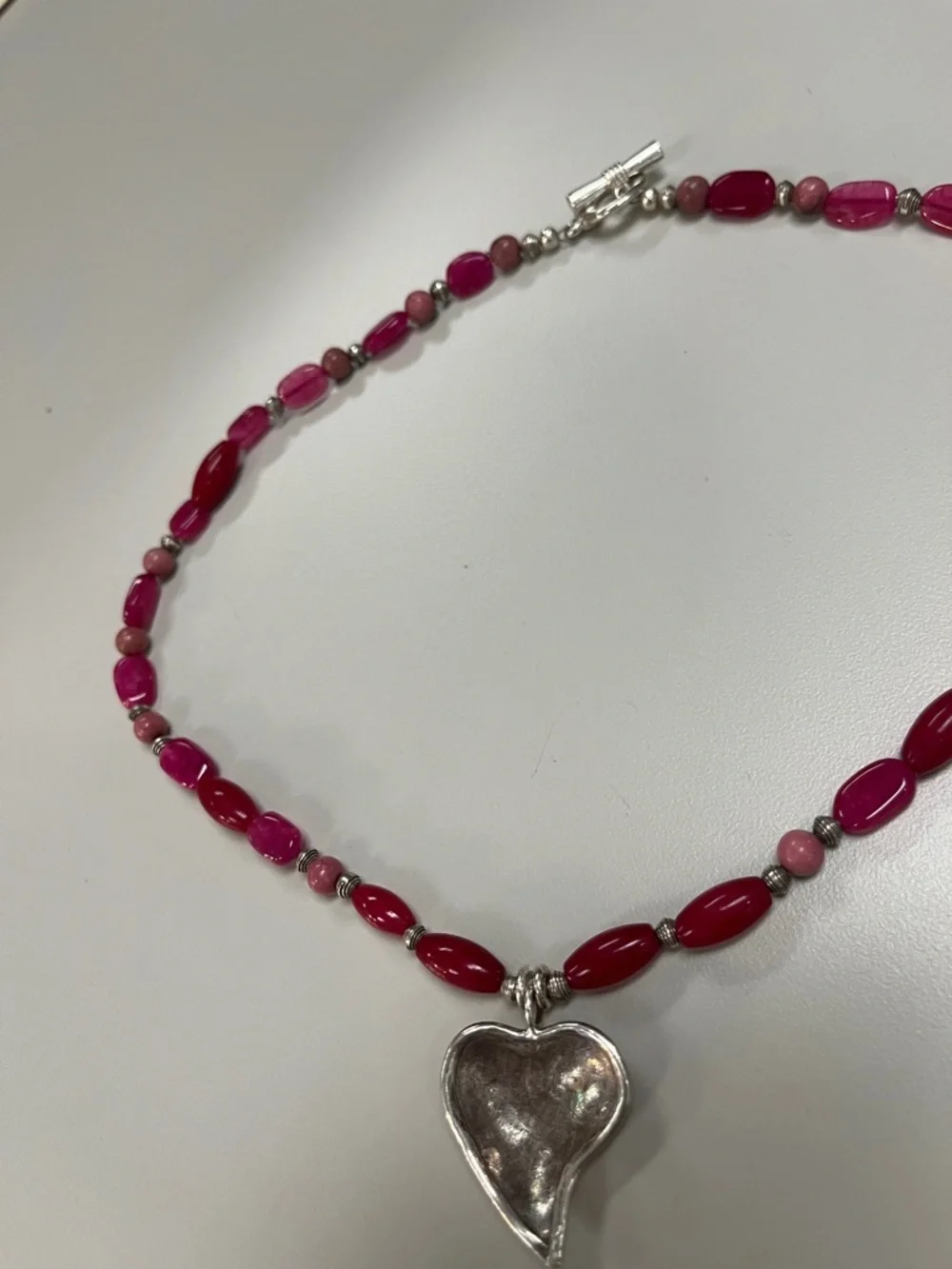Source Unknown Pink Beaded Necklace with Silver Heart Pendant